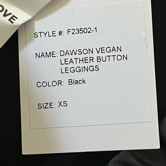 NWT Generation Love Size XS Women's Dawson Vegan Leather Button Leggings Chic - Picture 11 of 16